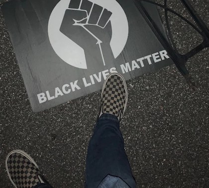 Photo Vincent VA Posted on Chat Showing a Stolen BLM Sign